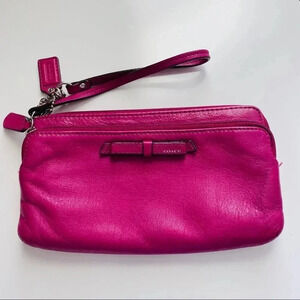 Coach Wristlet Leather Wristlet/Wallet/Clutch